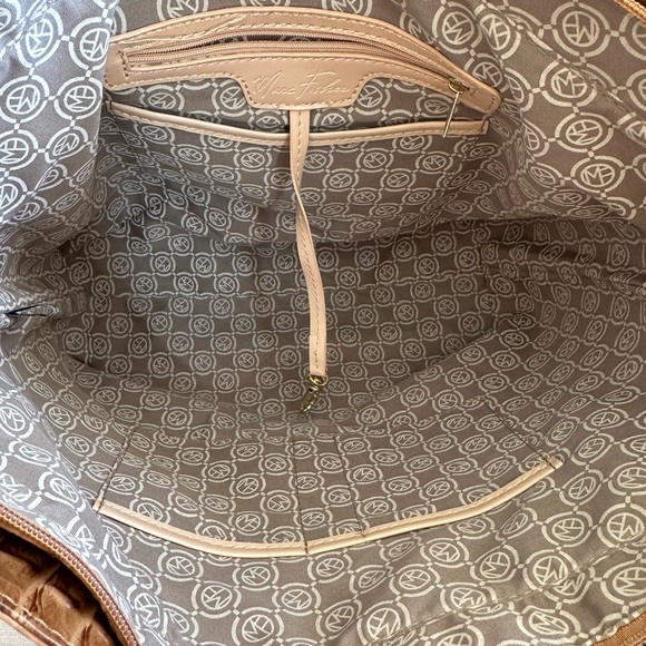 New Marc Fisher Faux Tan Crock Leather Large Bag - Picture 12 of 13